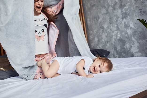 Первая помощь и оценка состояния ребенка после падения