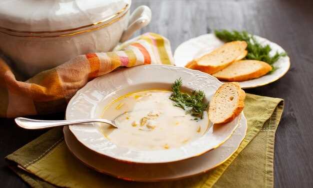 Куриный суп с картофелем и зеленым луком