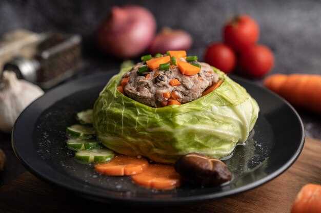 Запеканка из пекинской капусты с сыром и помидорами